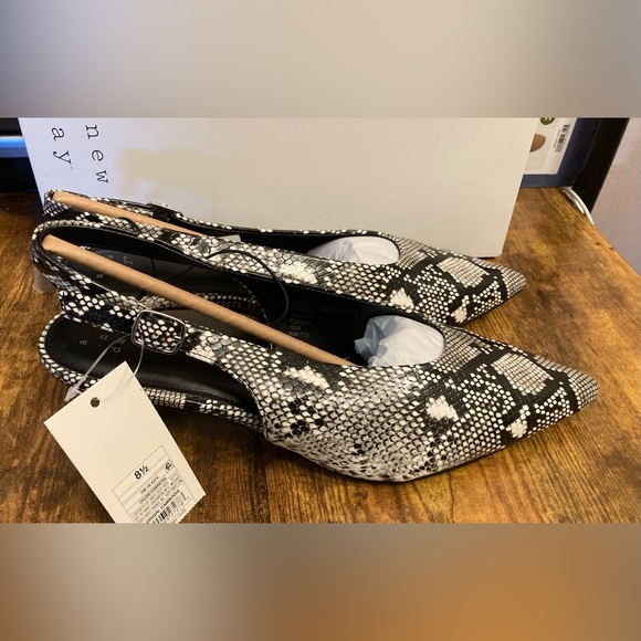 Women’s Samantha Heels with Memory Foam Insole – a New Day™ Cream Size 8.5 new - Picture 5 of 9